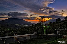 Abendliche Stimmung mit Blick auf den Vulkan Fuego