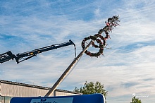 Maibaum aufstellen in Alkoven