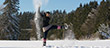 Vorschaubild Frau im Schnee